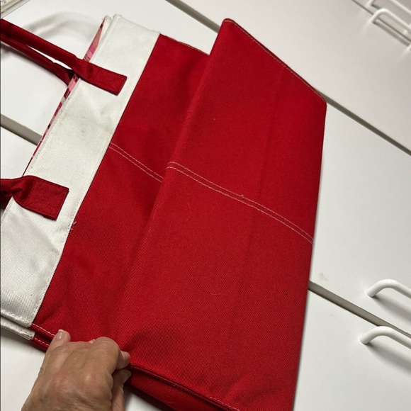 Tommy Hilfiger Red & White Tote Bag - Picture 8 of 11